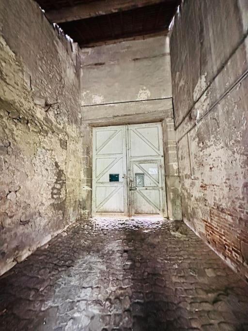 Morgan' Appartement Laon Bagian luar foto